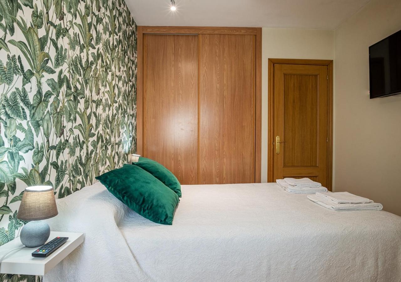 Apartamento Irene Centrico Con Wifi Y Parking Coche Tamano Medio Onís エクステリア 写真